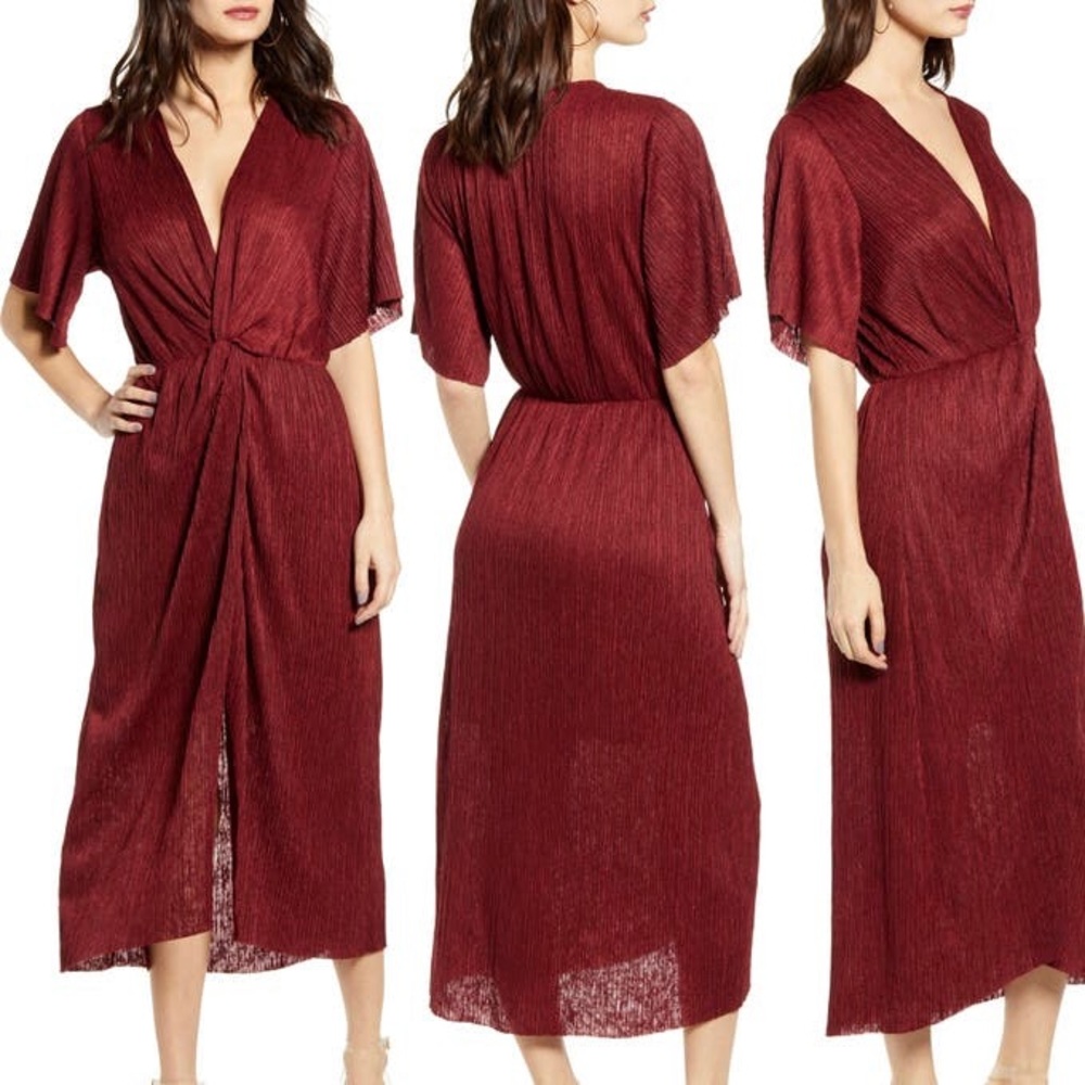 All in Favor Dolman Plissé midi dress